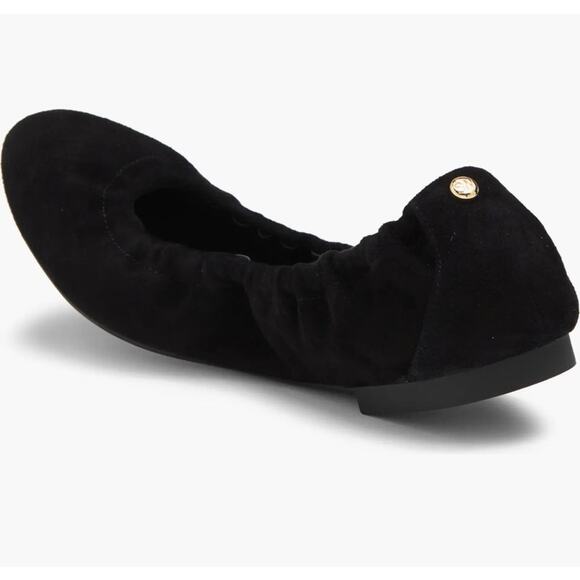 Stuart Weitzman Shoes - Gabby Scrunch Flat (Women)
Stuart Weitzman Size 6.5